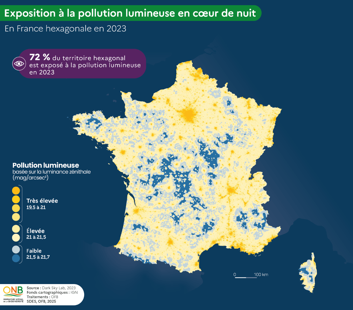  Carte de France métropolitaine montrant l'exposition à la pollution lumineuse en 2023, avec zones jaunes autour des grandes villes.
